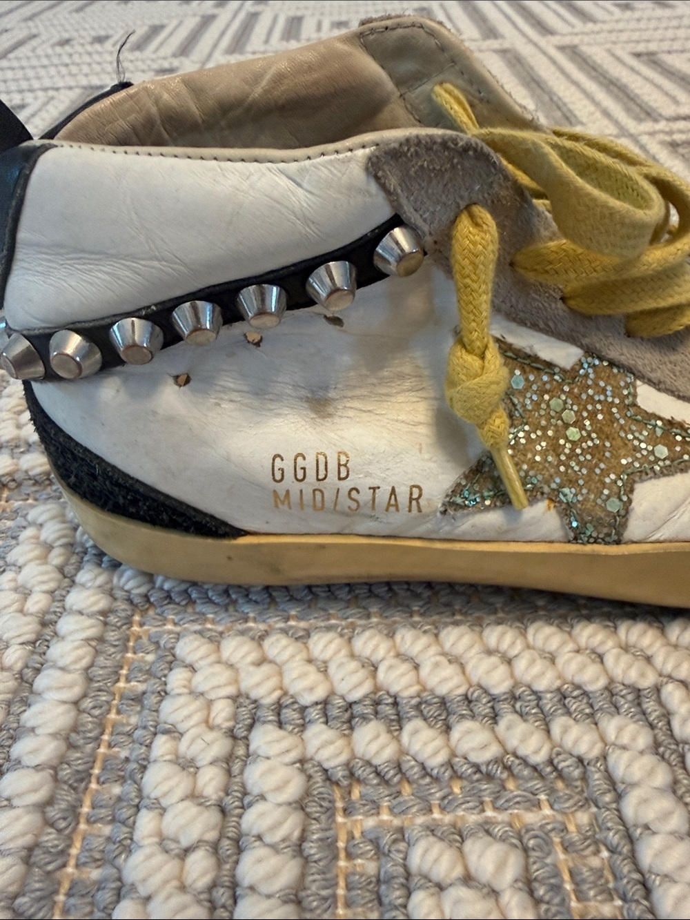 Golden Goose White Black Tan Sneakers with Gold Glitter Star and Studs - Picture 3 of 4